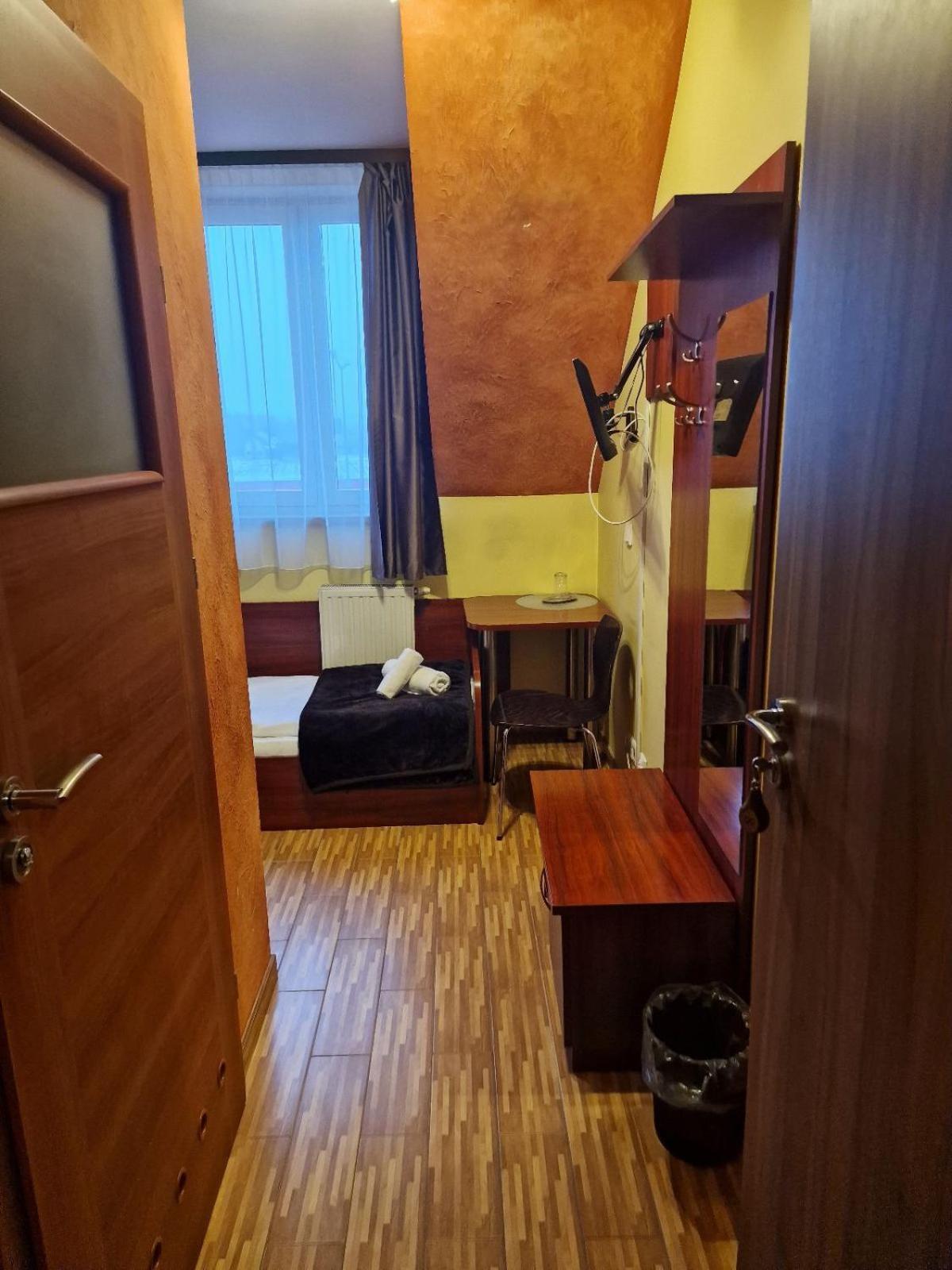 Motel Gorno 外观 照片